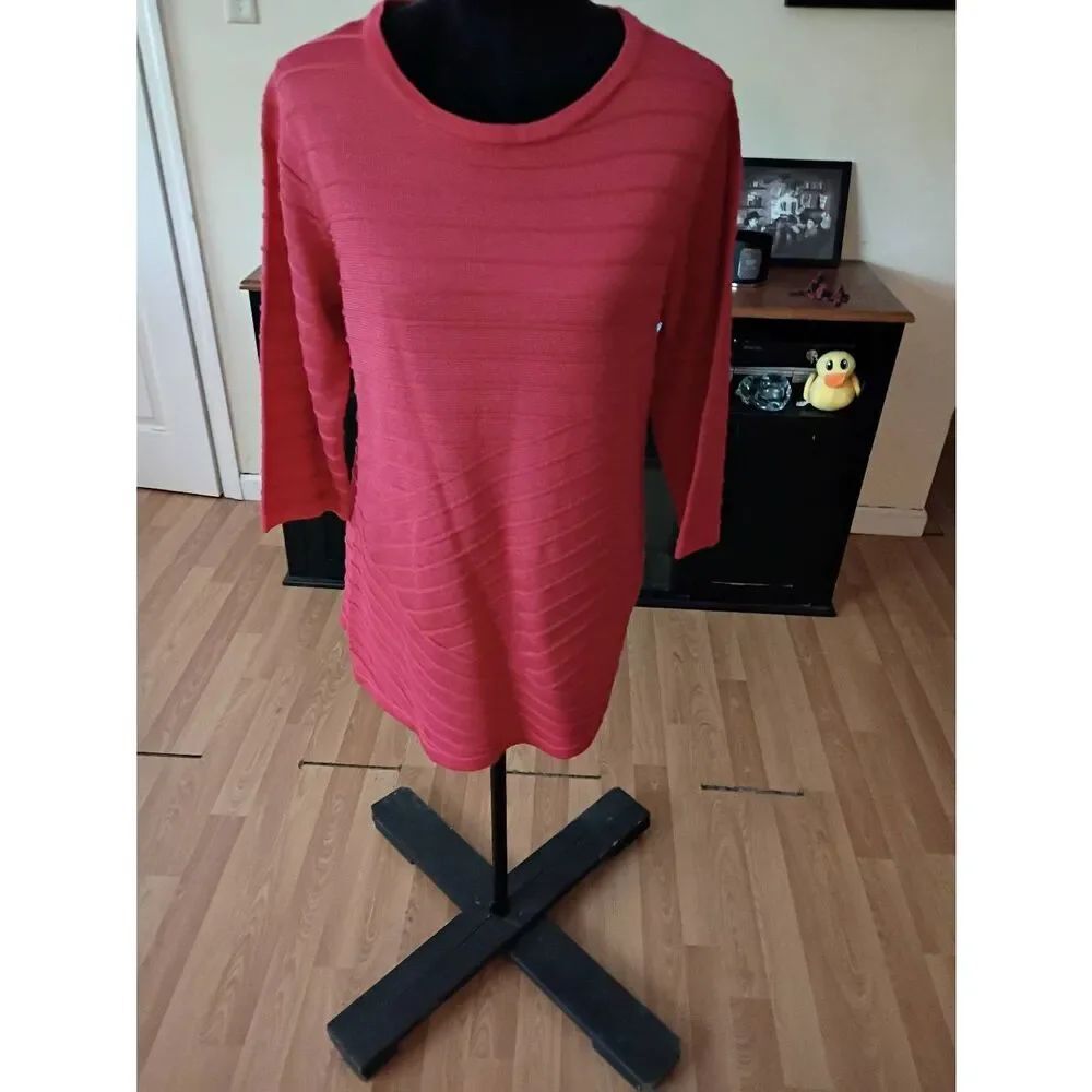 Medium Southern Lady Coral Round Neck Pullover Knit Sweater Shirt Top 3/4 Sleeve